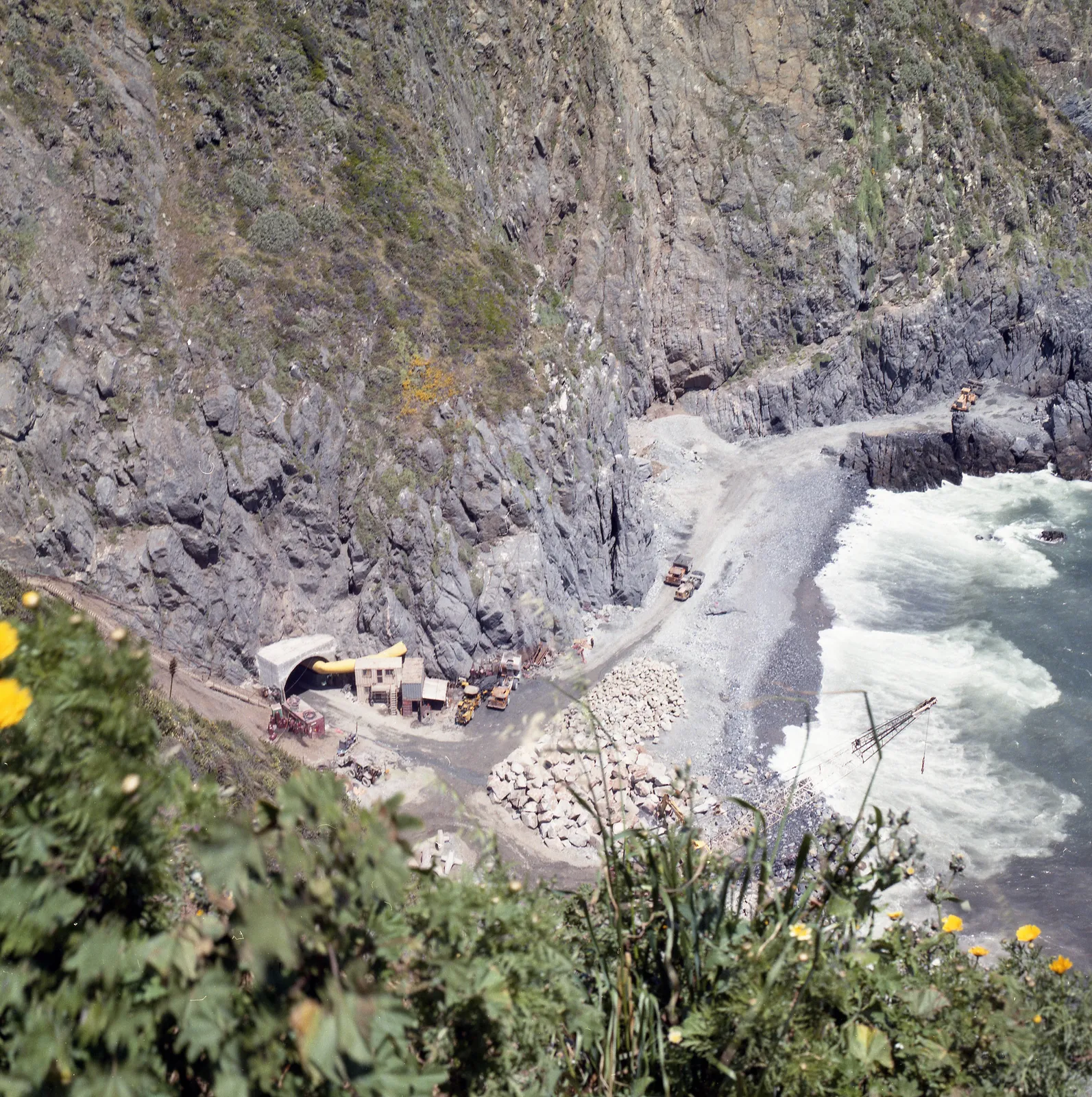 Construcción de la planta de tratamiento de aguas servidas de Loma Larga