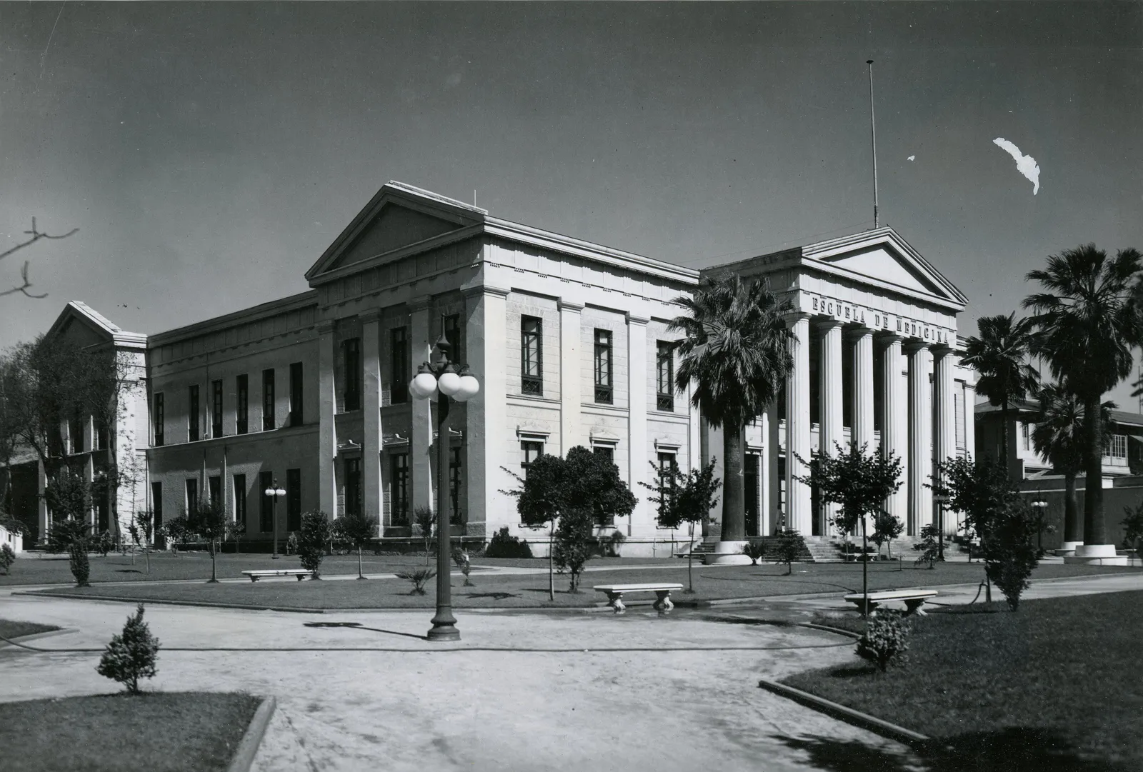 Escuela de Medicina, Universidad de Chile, 1930