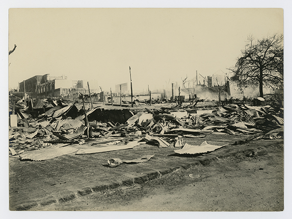 Avenida Arturo Prat esquina Arauco, incendio de 1909 - Ciudad de Valdivia