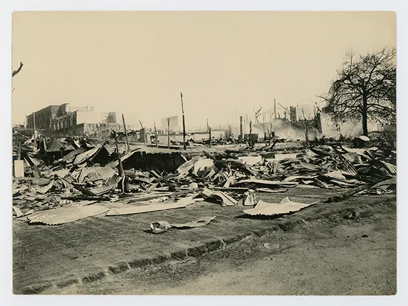 Avenida Arturo Prat esquina Arauco, incendio de 1909 - Ciudad de Valdivia