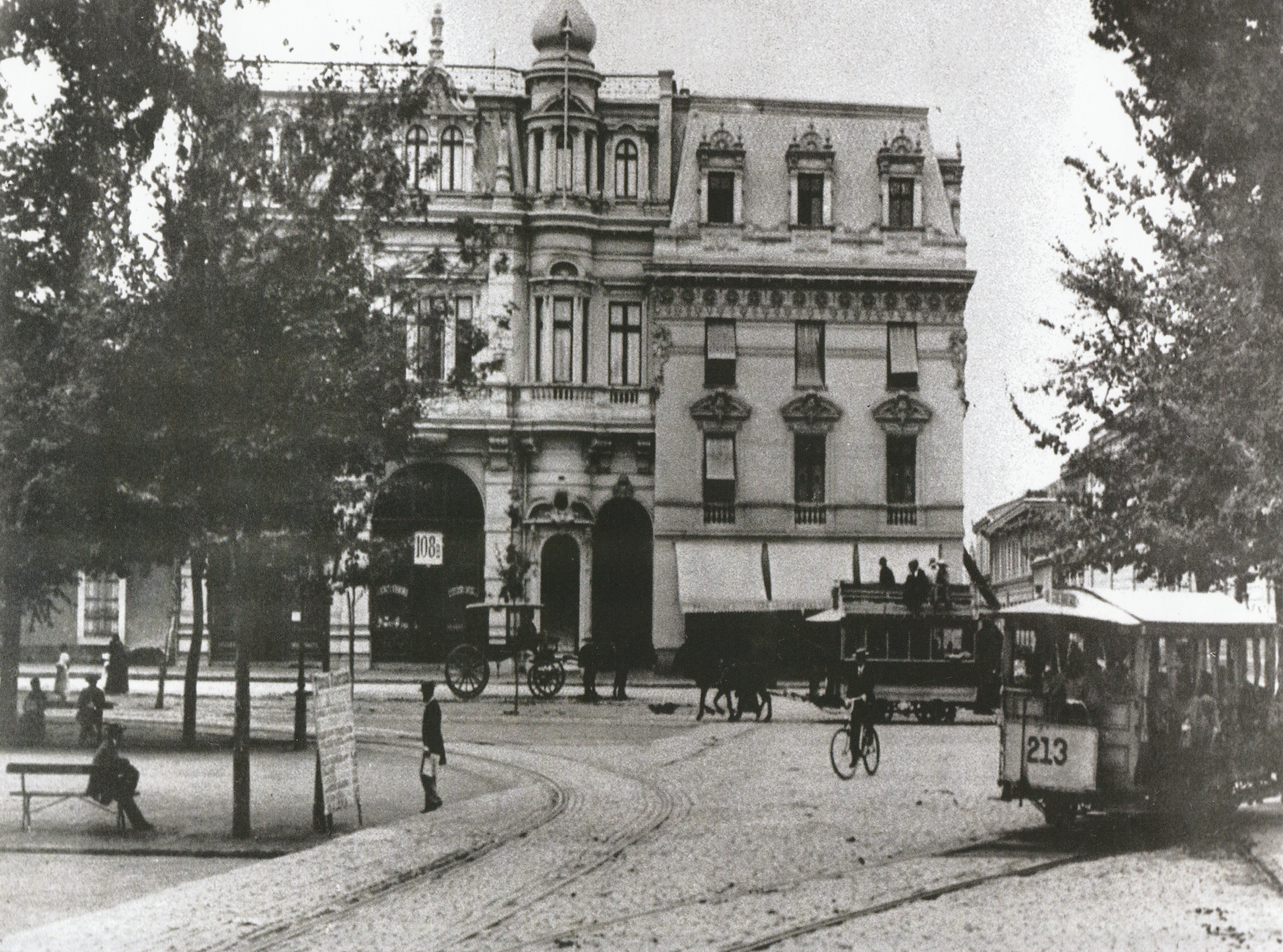 Alameda con Arturo Prat en 1910