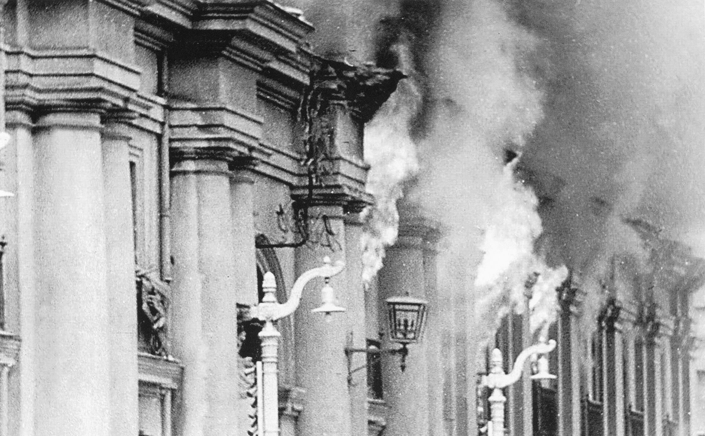 Incendio la moneda, 1973
