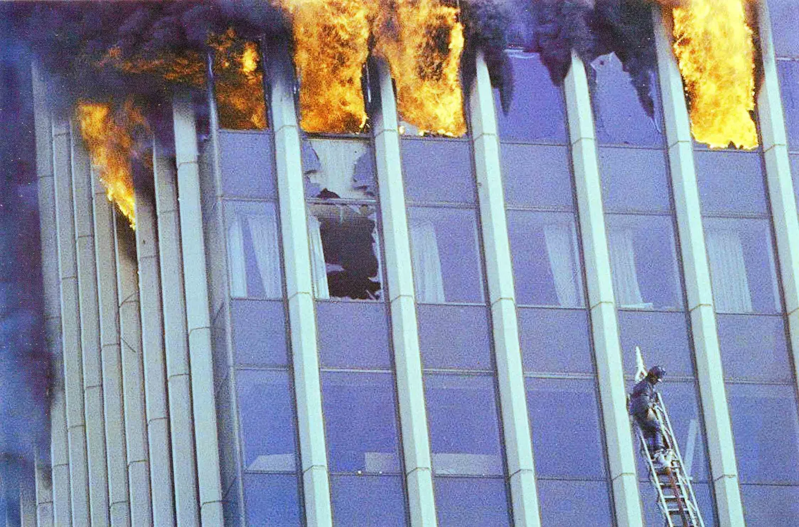 Incendio Torre Santa María, 1981