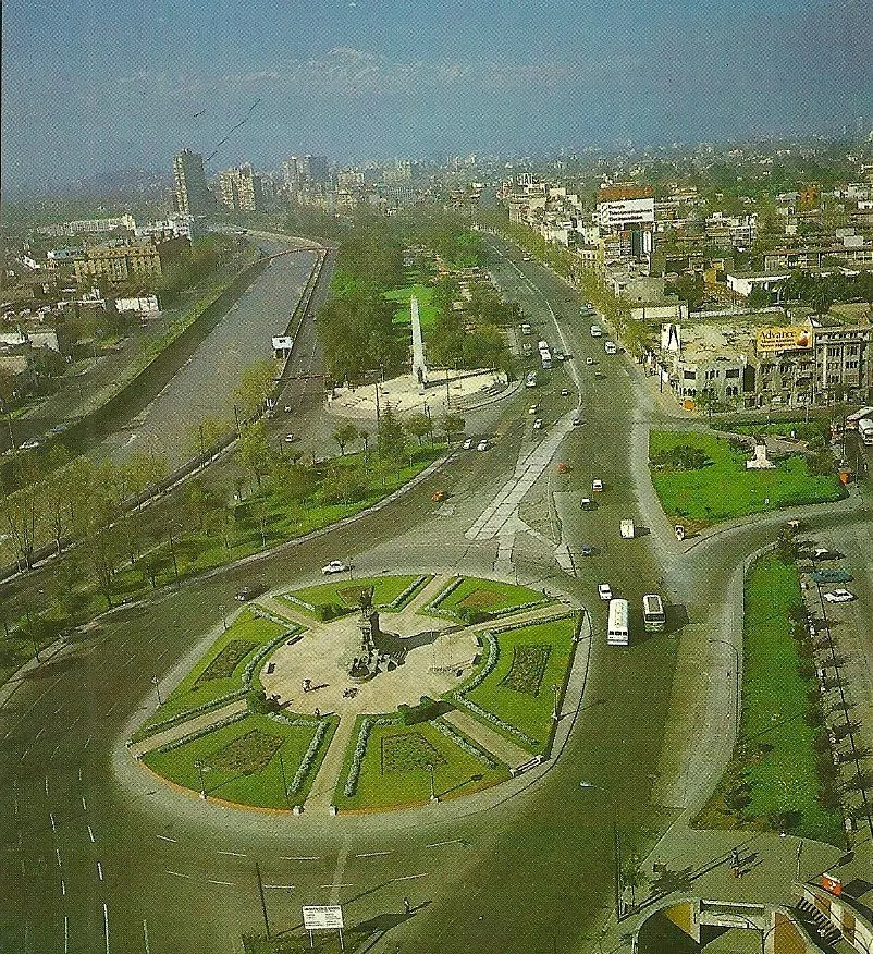 Plaza Baquedano, 1987