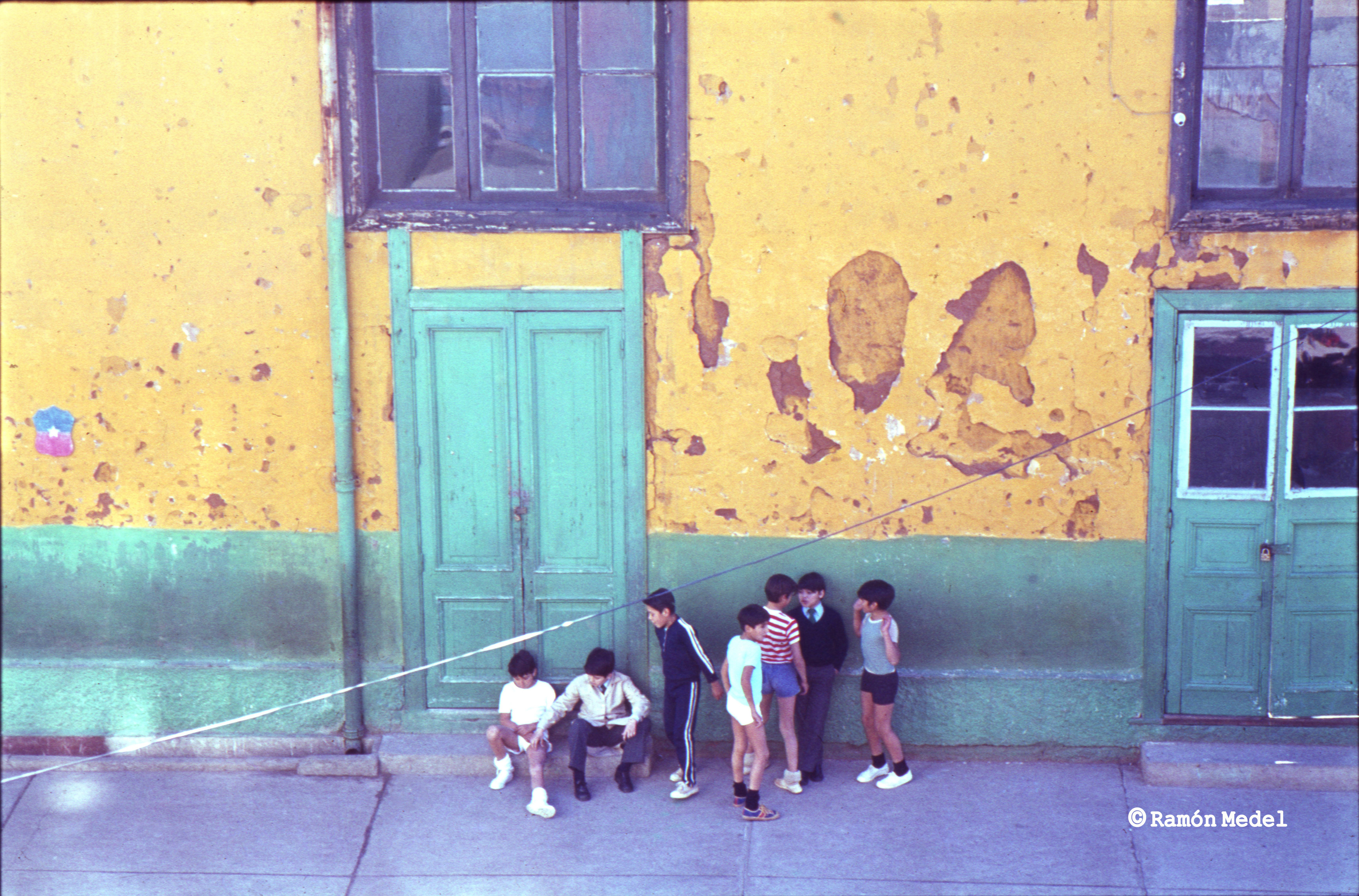 Escuela en los cerros de Valparaíso, 1978