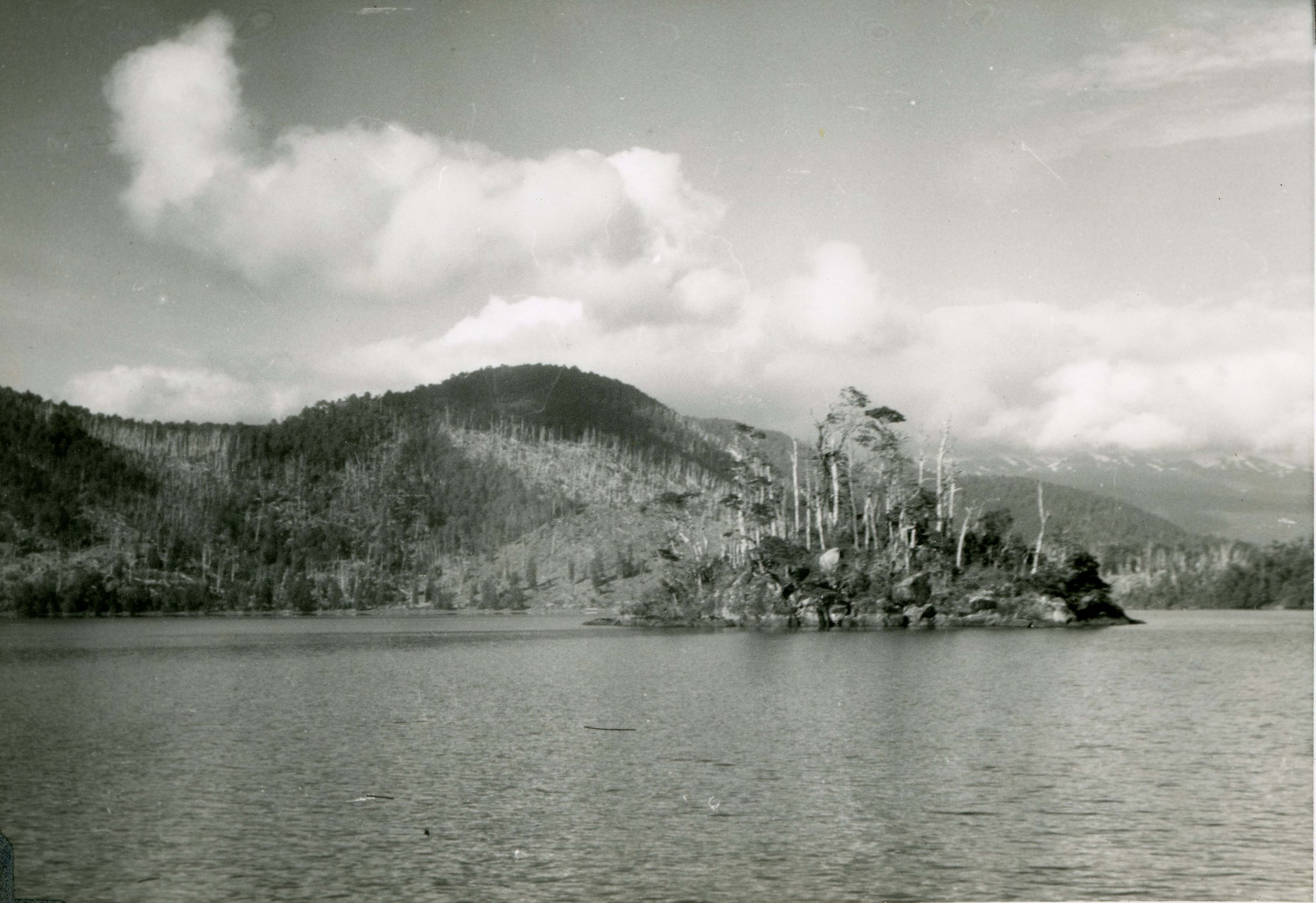 Lago Pirihueico, 1955