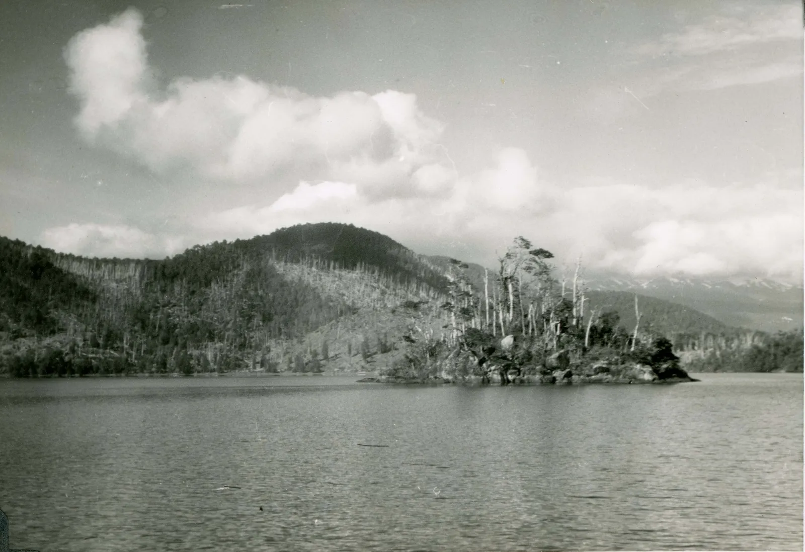 Lago Pirihueico, 1955