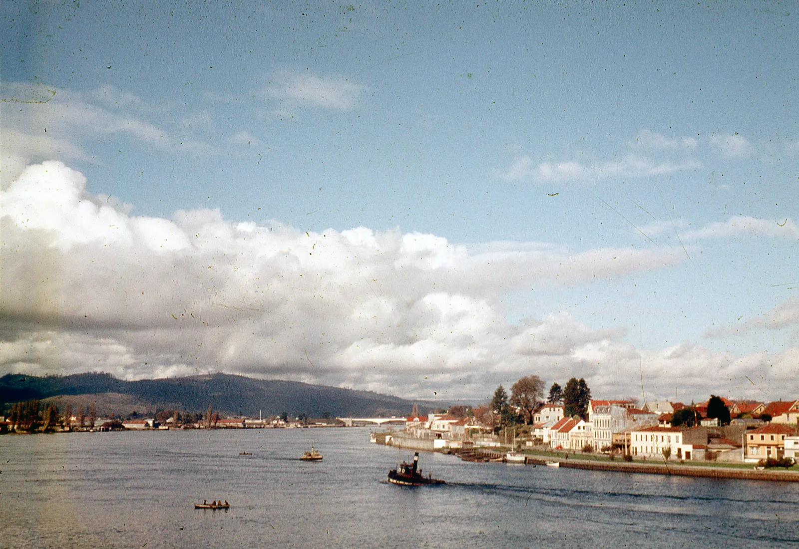 Valdivia desde Isla Teja, 1960