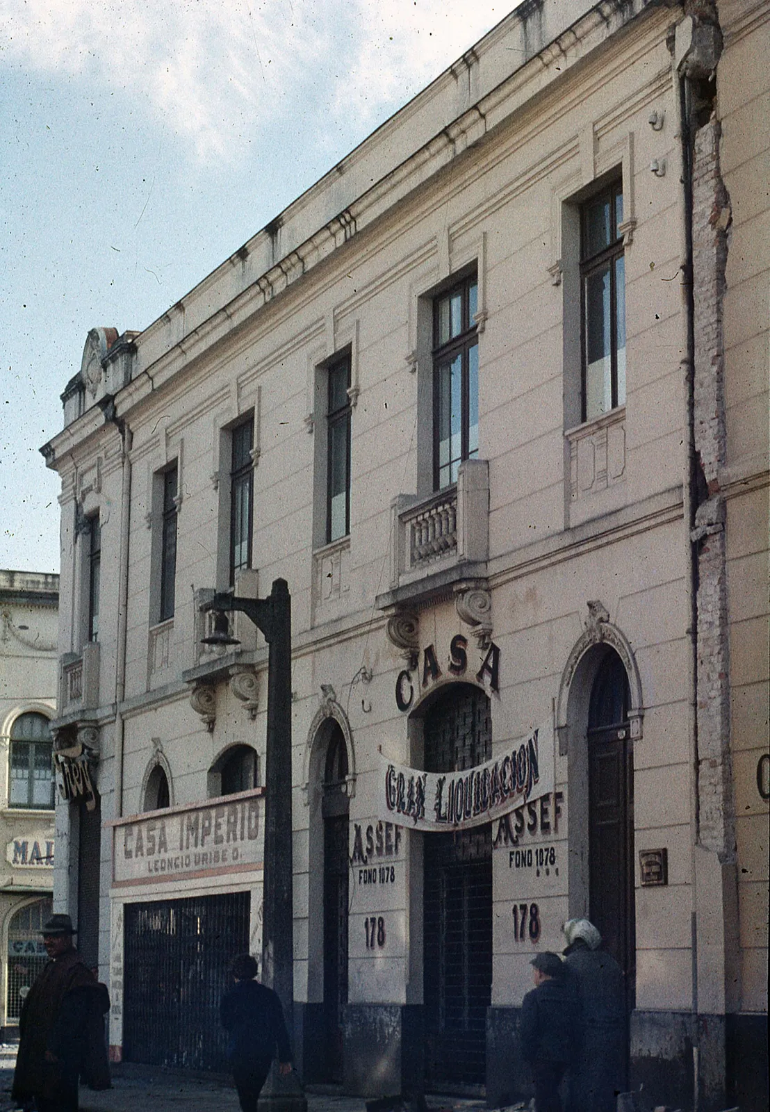 Casa Assef en Valdivia, daños del Terremoto, 1960
