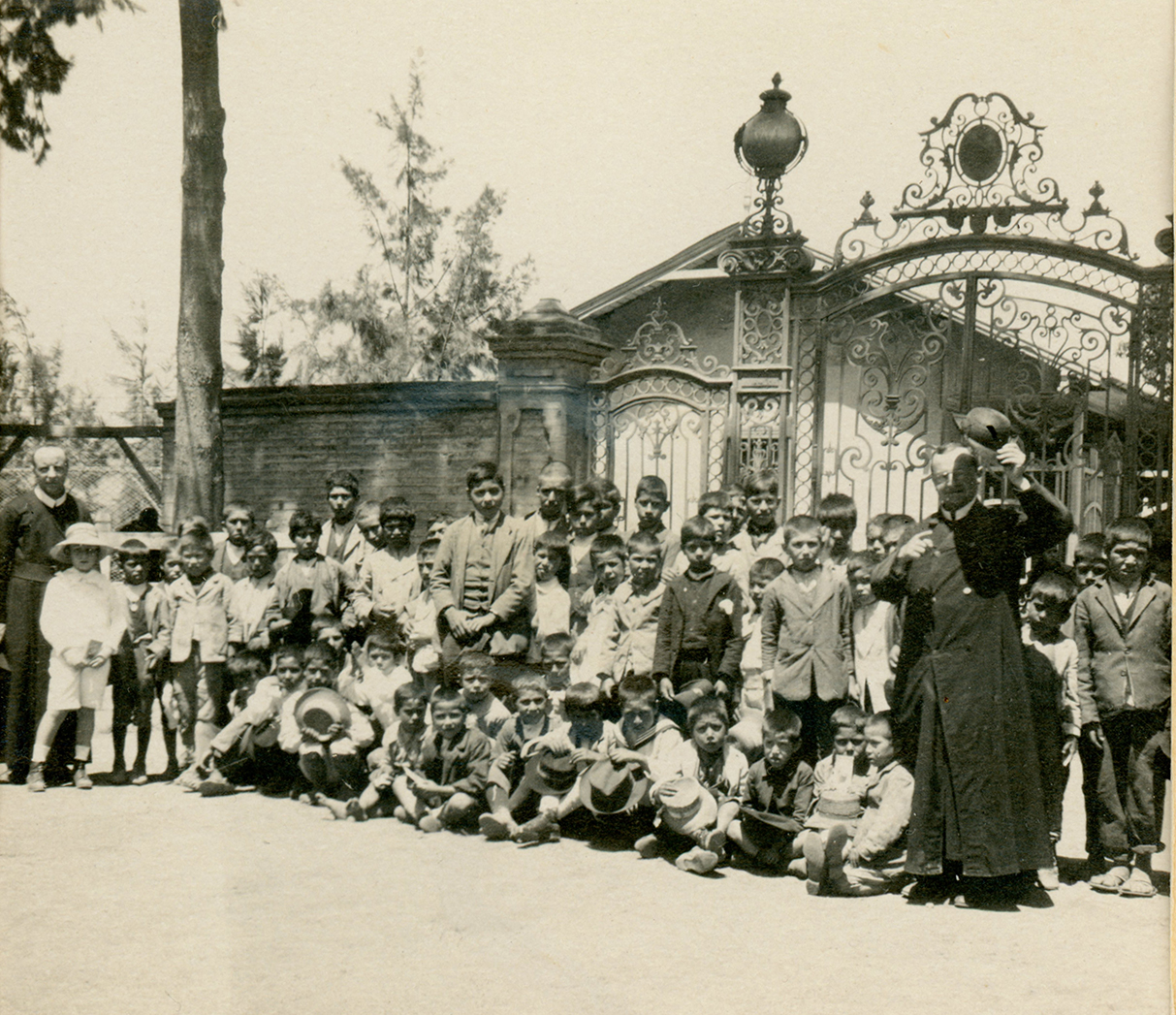 Acceso a Palacio Hacienda Quilpué San Felipe ca. 1915