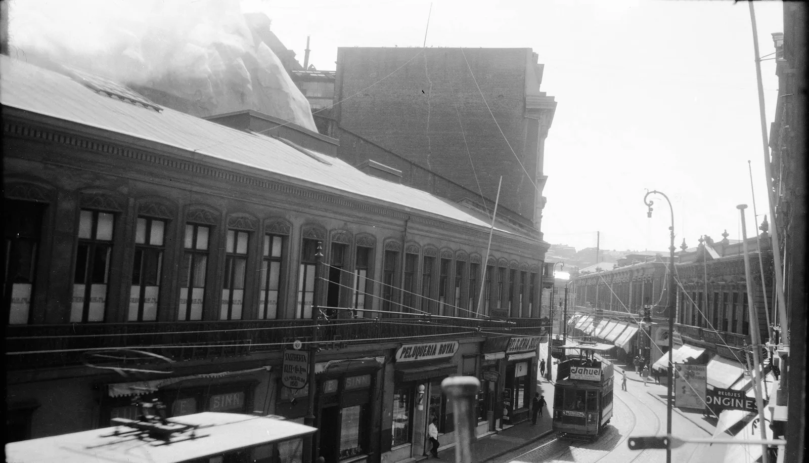 Calle Esmeralda desde Hotel Royal, 1930