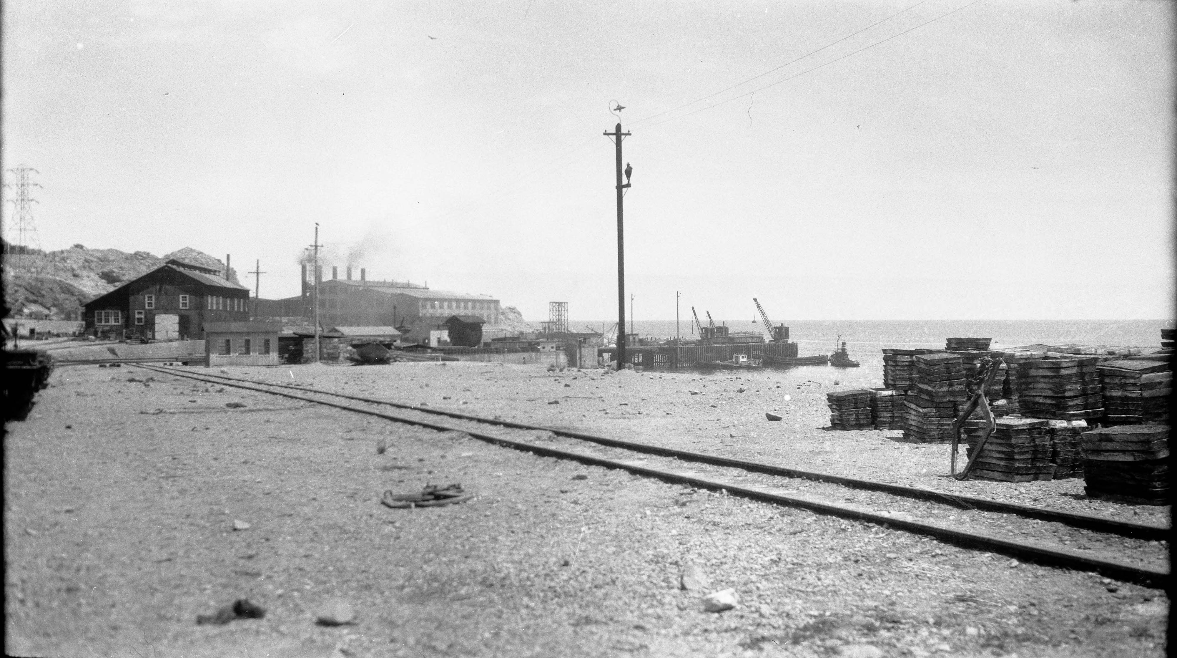 Planta eléctrica de Chañaral desde Barquito, 1930