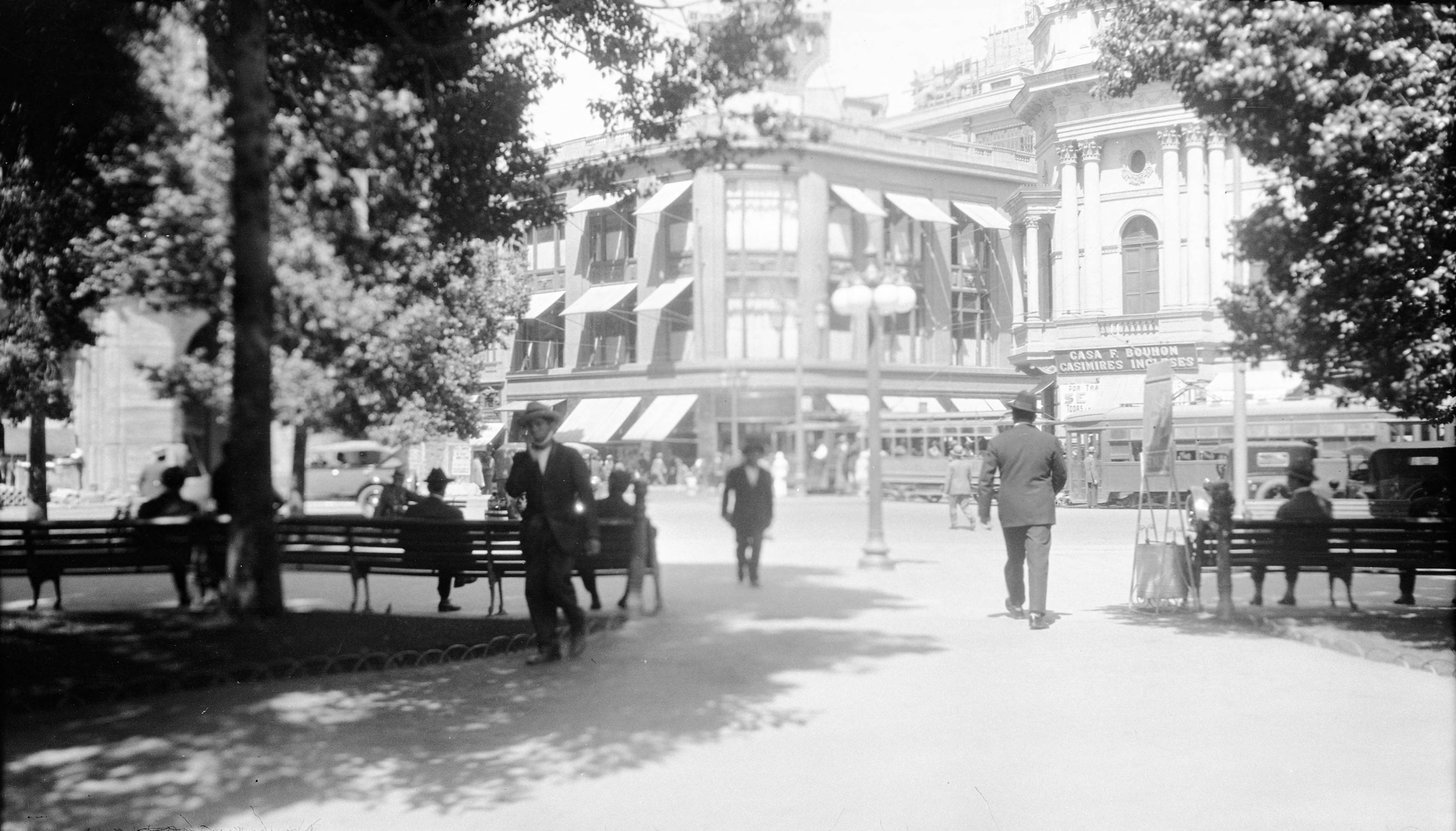 Plaza de Armas de Santiago en 1930