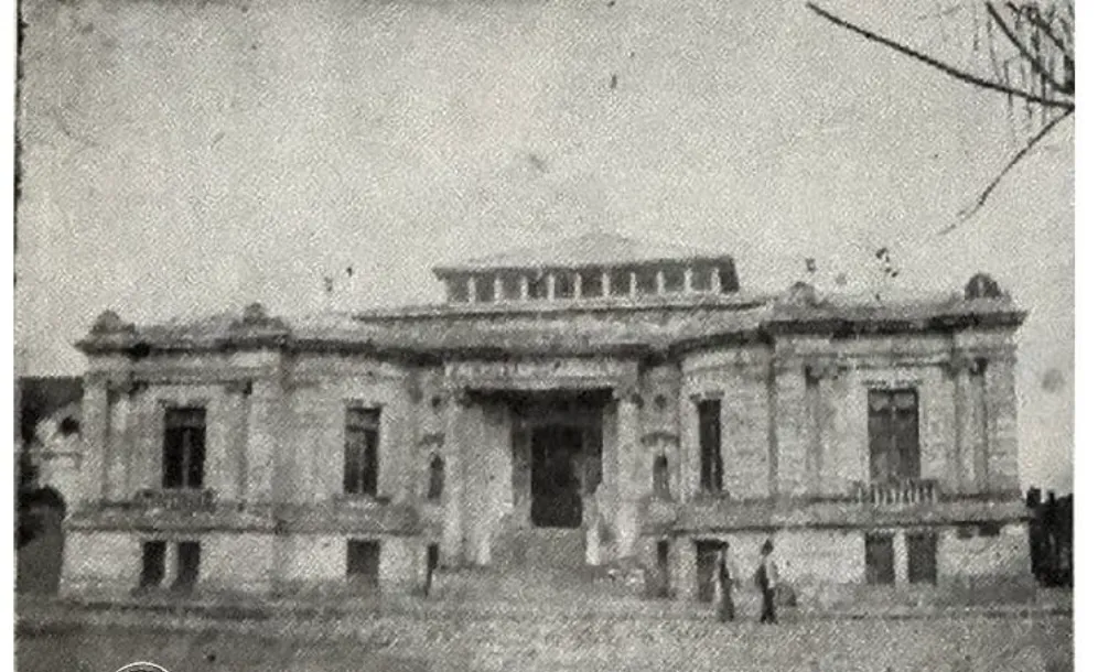 Edificio neoclásico en Cauquenes, 1918