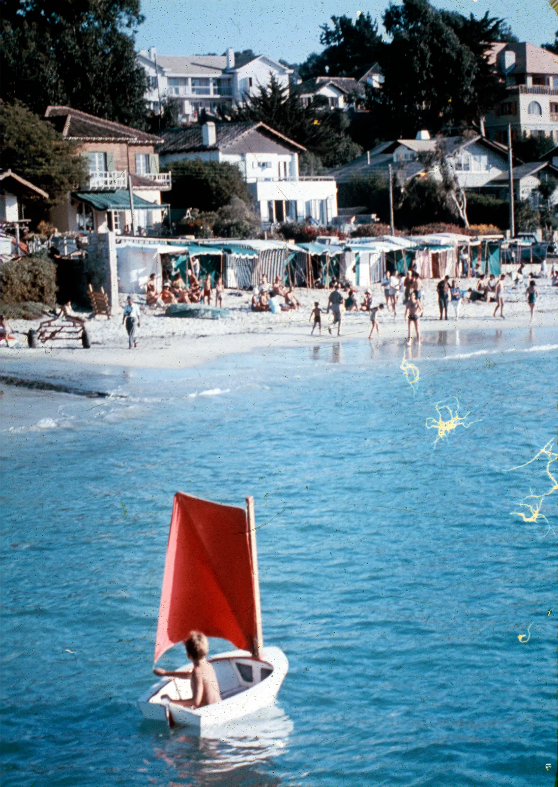Niño en Algarrobo, años 60s