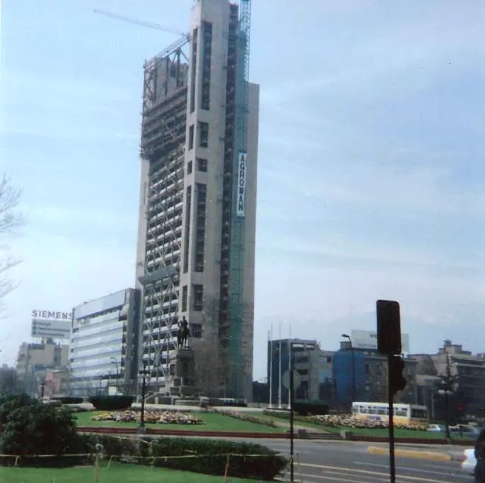 Construcción Torre Telefónica, 1995
