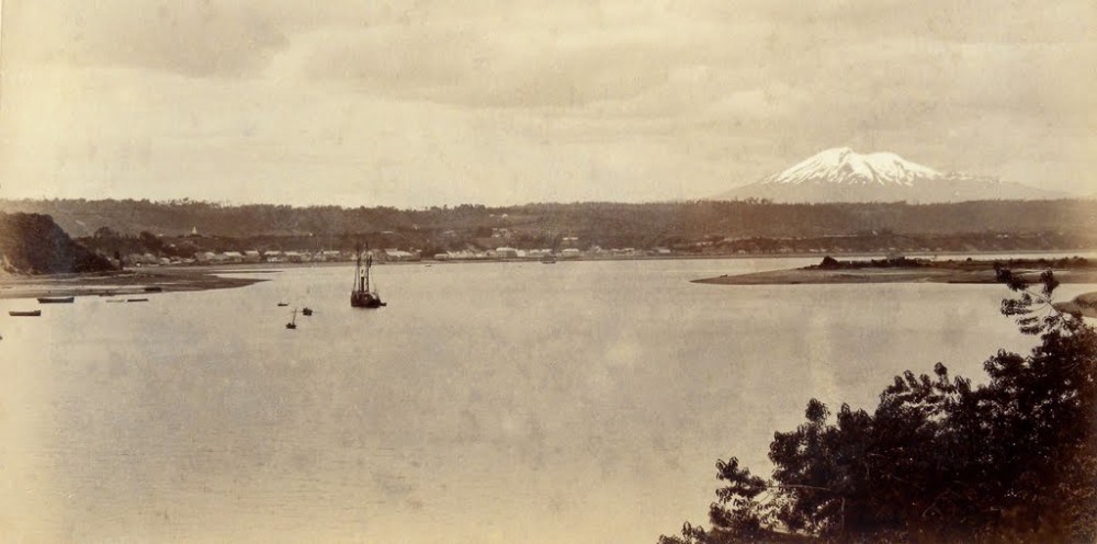 Canal Tenglo y Puerto Montt, 1893.