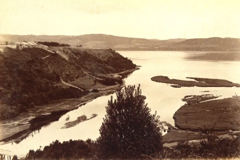 Río Gamboa, Castro, 1893.