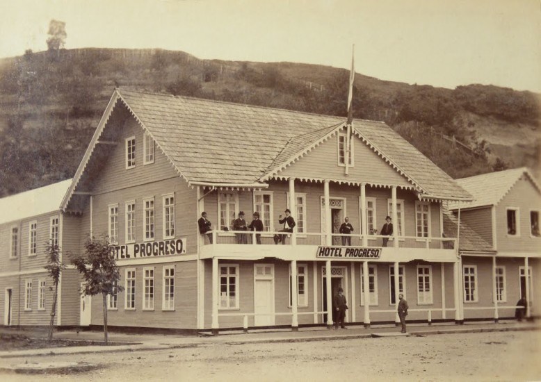 Hotel Progreso, Puerto Montt, 1893.