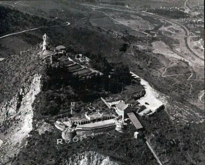 Vista aérea del Cerro San Cristóbal en 1937