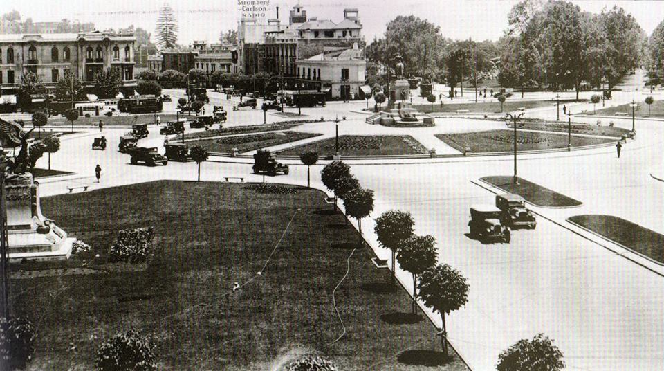 Plaza Baquedano en 1930
