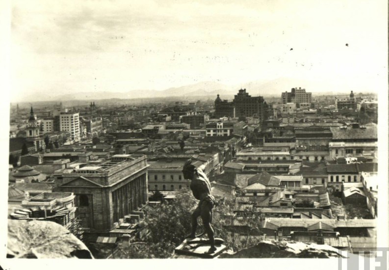 Vista de Santiago desde Cerro Santa Lucía, ca. 1930