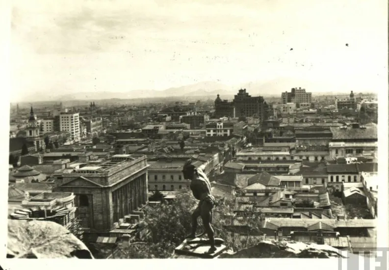Vista de Santiago desde Cerro Santa Lucía, ca. 1930