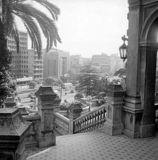 Desde el Cerro Santa Lucía hacia la Alameda en la década de los ’50s