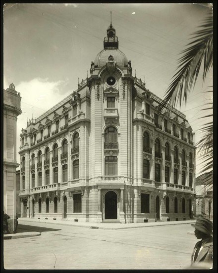 Diario Ilustrado en 1916 actual Intendencia de Santiago