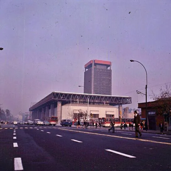 Edificio de la UNCTAD III en 1972