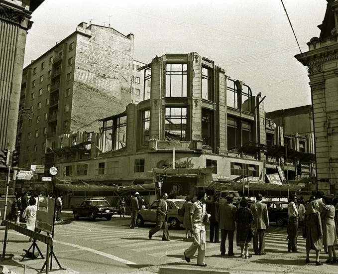 Demolición Bazar Krauss en 1980