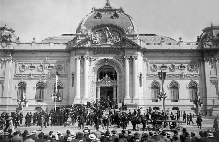 Inauguración Museo Bellas Artes de Santiago en 1910