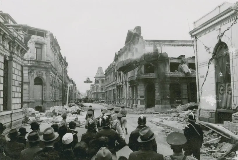 Demolición de la Casa Gildemeister de Concepción en 1939