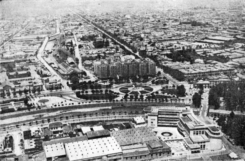 Vista desde el Cerro San Cristóbal hacia Plaza Baquedano en 1941