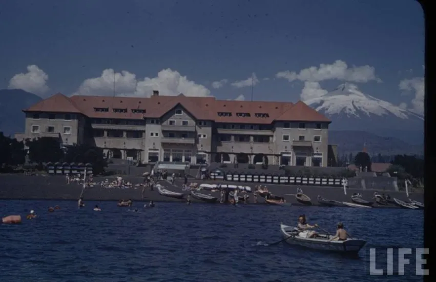 El Gran Hotel Pucón en el año 1941.