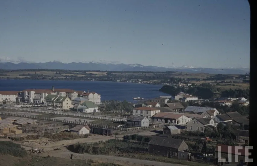 Puerto Varas y el Hotel en el año 1941