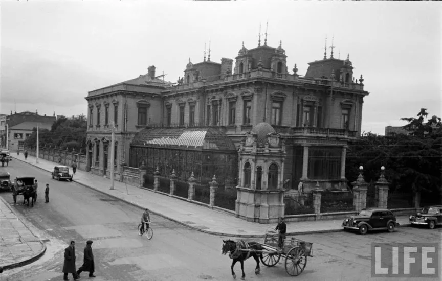 Palacio Sara Braun de Punta Arenas en el año 1950