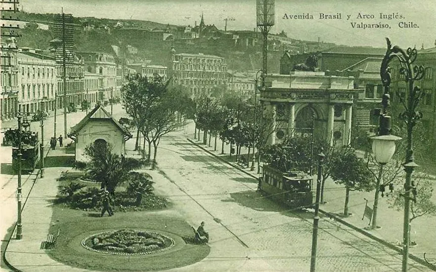 Avenida Brasil de Valparaíso a principios de Siglo XX