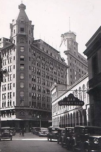 Calle Nueva York y Edificio Ariztía, entre 1920 y 1930.