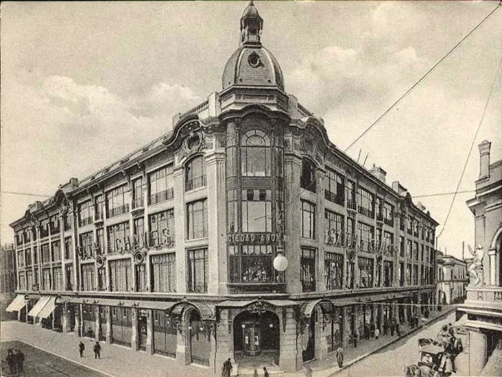 Edificio Comercial Gath y Chaves, Santigo en 1920