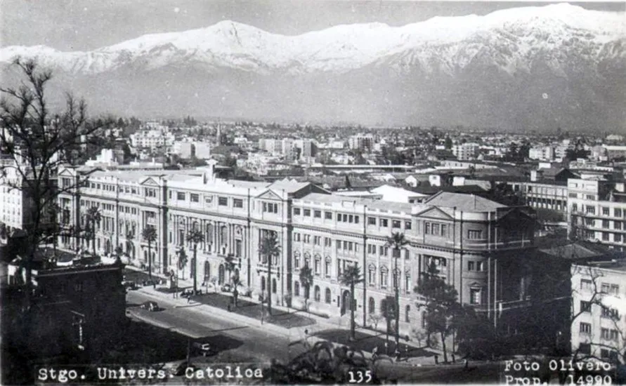 Vista de Santiago desde el Cerro Santa Lucía, años ’30s.