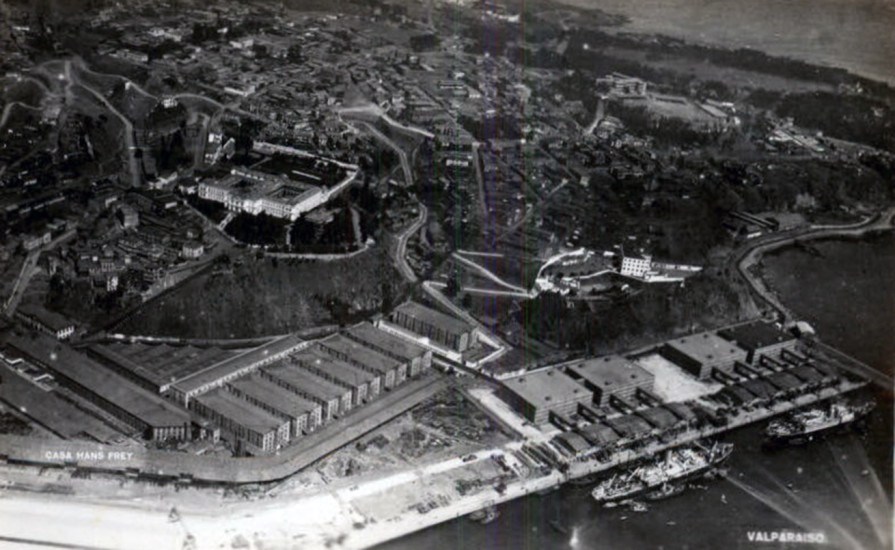 Valparaíso desde el aire a principios de Siglo XX.