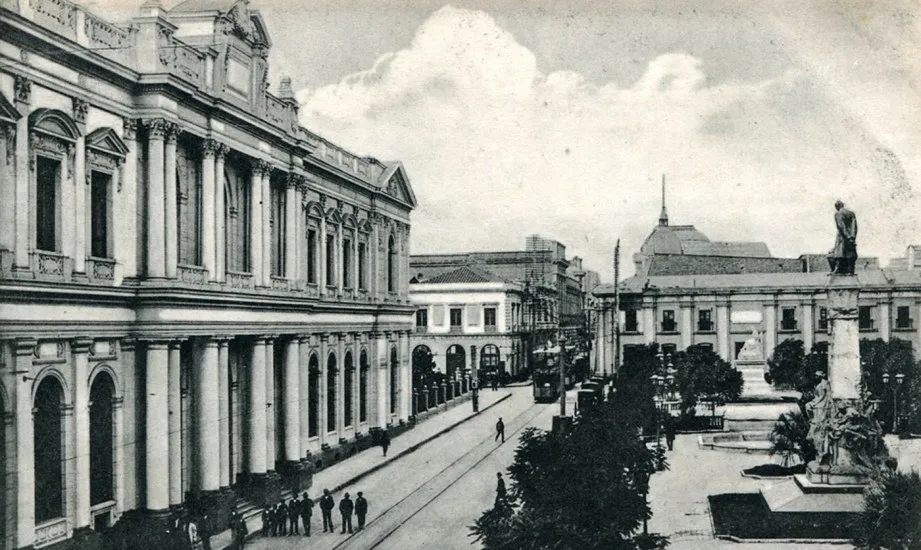 Congreso y Plaza de los Tribunales en 1910.