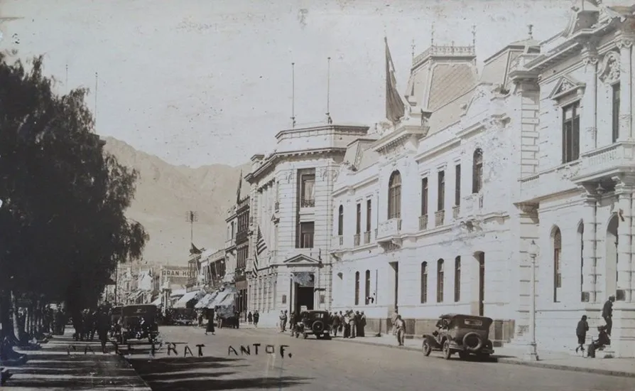 Calle Prat de Antofagasta, entre 1920 y 1930.