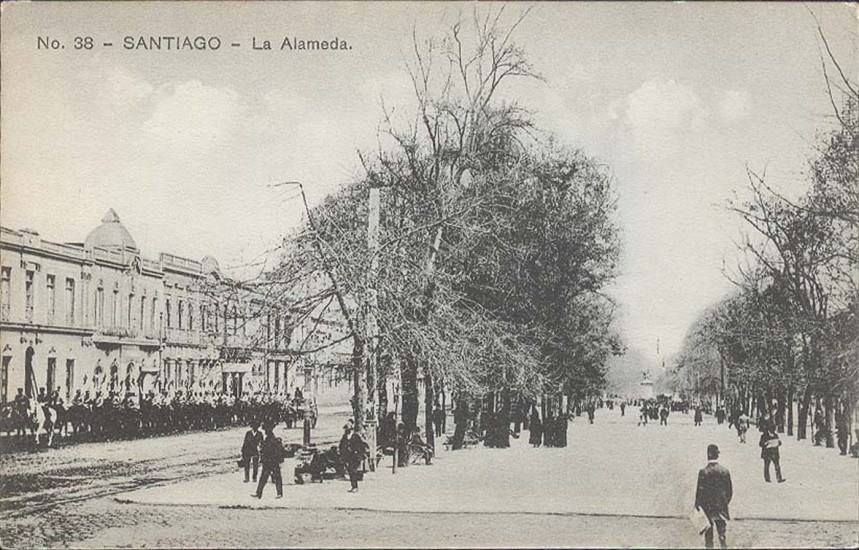 Alameda y su bandejón central, a principios de Siglo XX