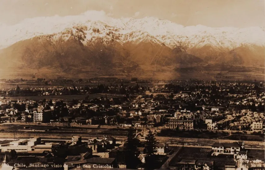 Providencia en 1948 desde San Cristobal.