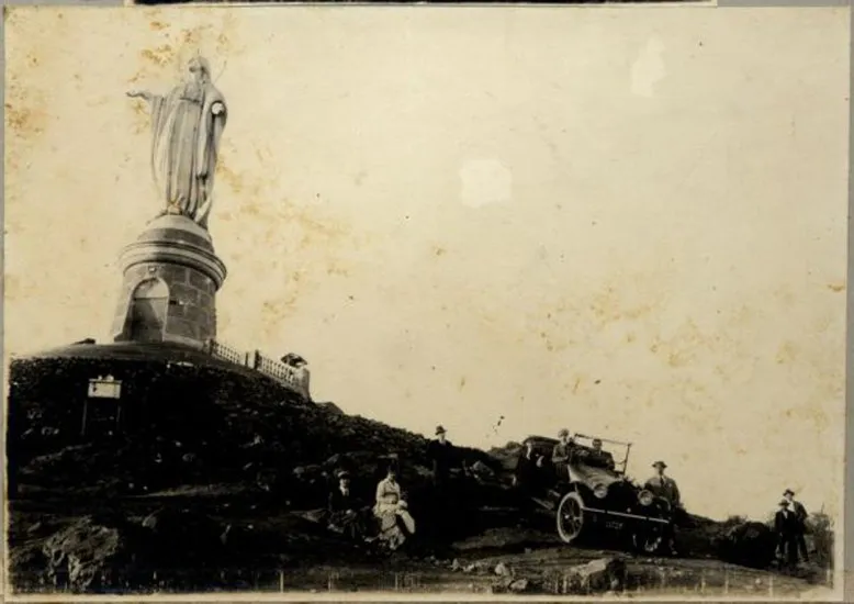 Virgen Inmaculada Concepción del Cerro San Cristóbal en 1919