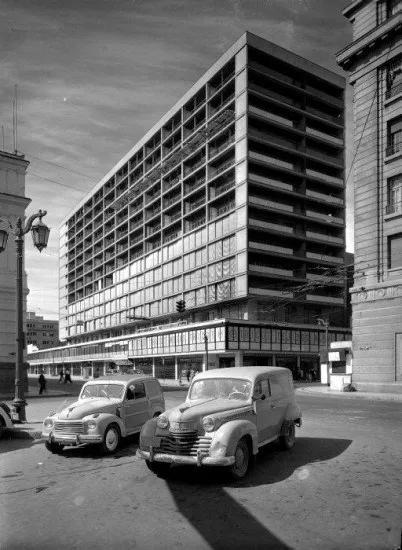 Edificio Plaza de Armas en 1953