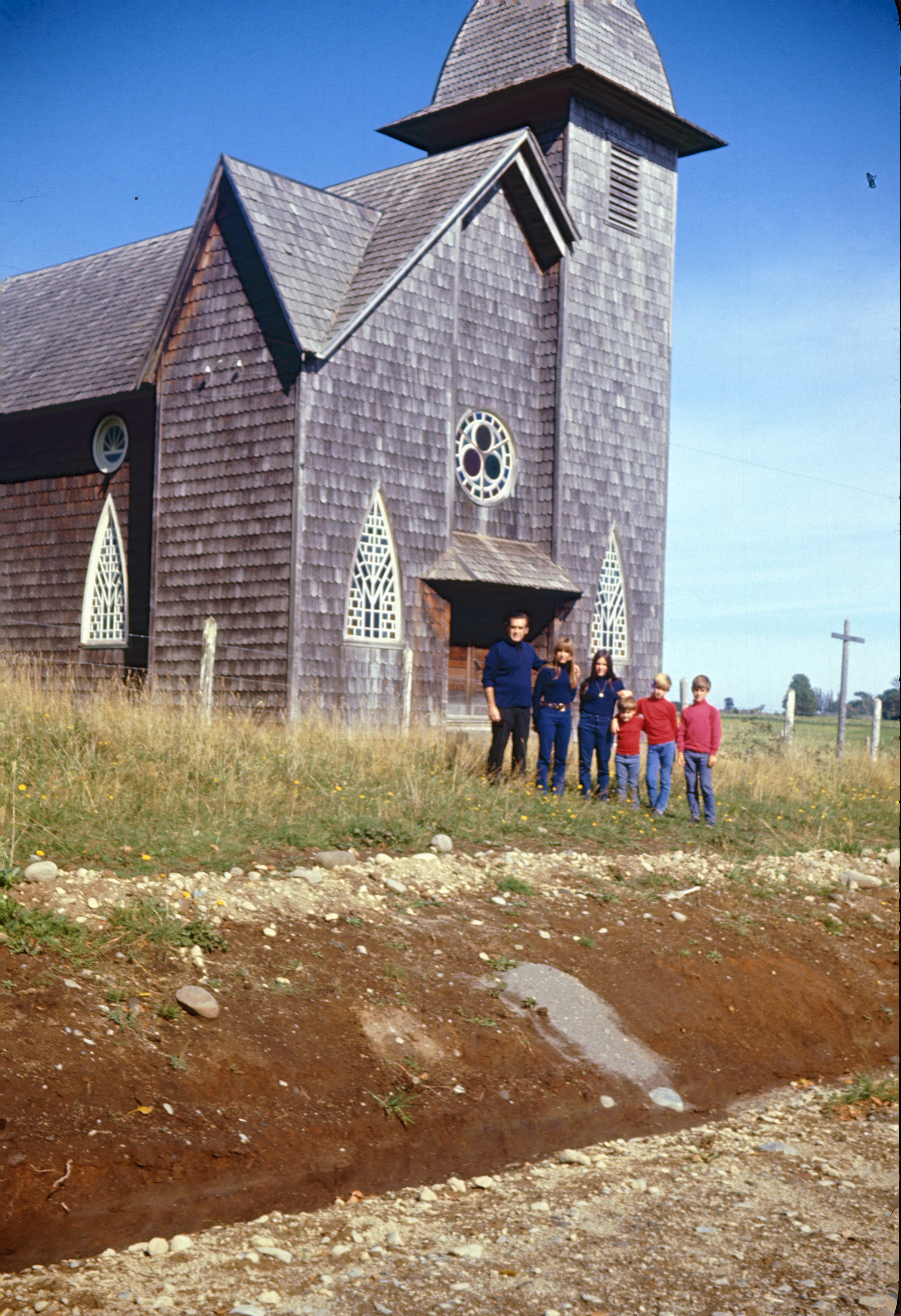 Iglesia Santa Cruz, Camino a Ensenada en 1965