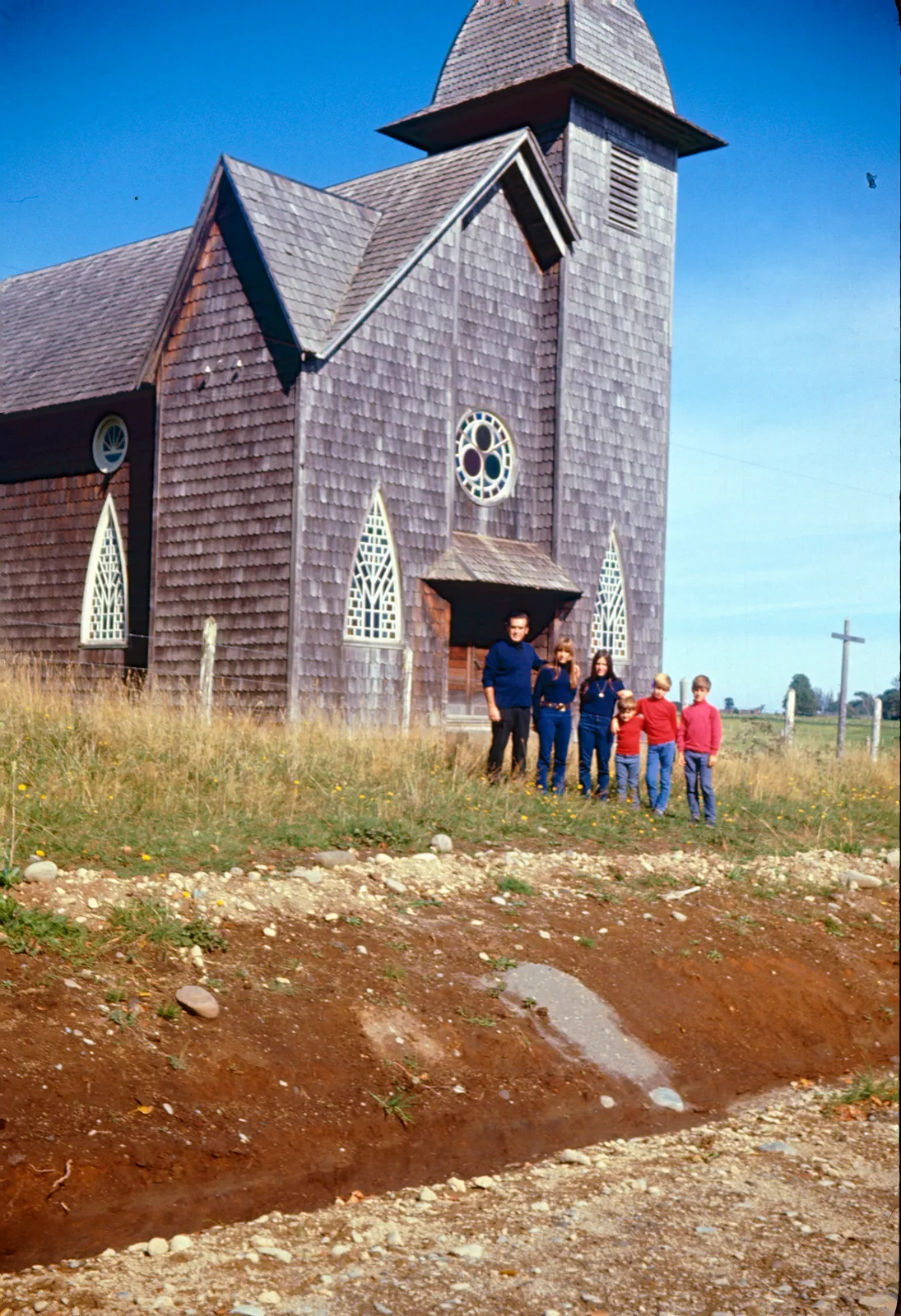 Iglesia Santa Cruz, Camino a Ensenada en 1965